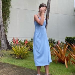 Daniele Bernstein blue midi satin dress.